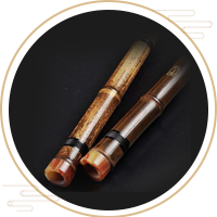 筒箫 ,一种竹制管身乐器,流行于东北等省,尤以延边朝鲜族最为盛行.